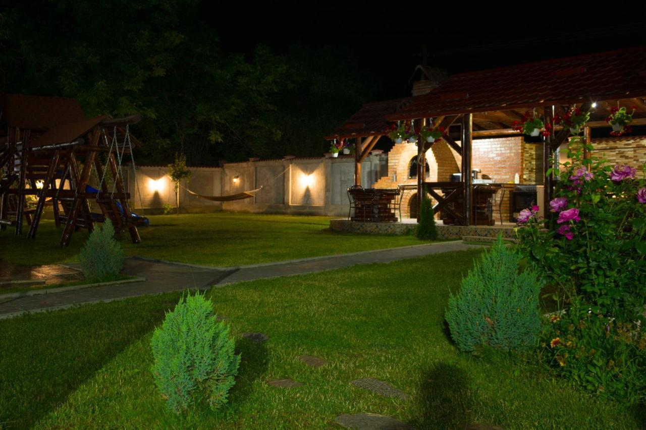 La Mateo Hotel Calimanesti Exterior photo