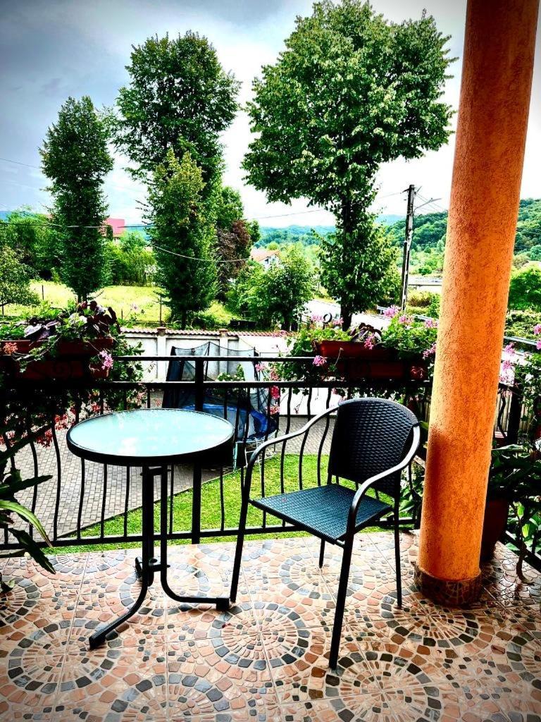 La Mateo Hotel Calimanesti Exterior photo