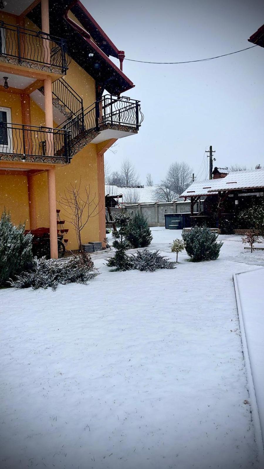 La Mateo Hotel Calimanesti Exterior photo